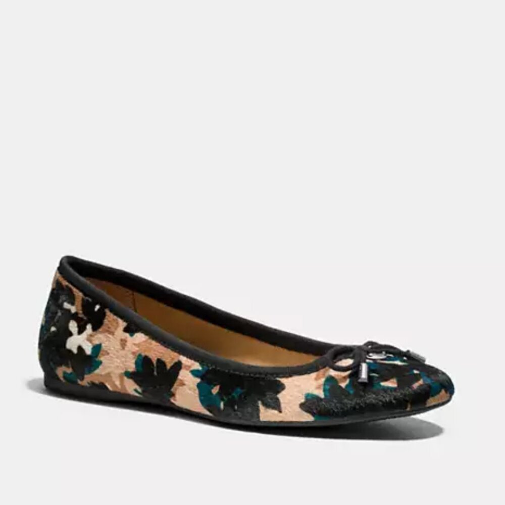 COACH Lara Scattered Leaf Haircalf Flats NIB Size 5.5